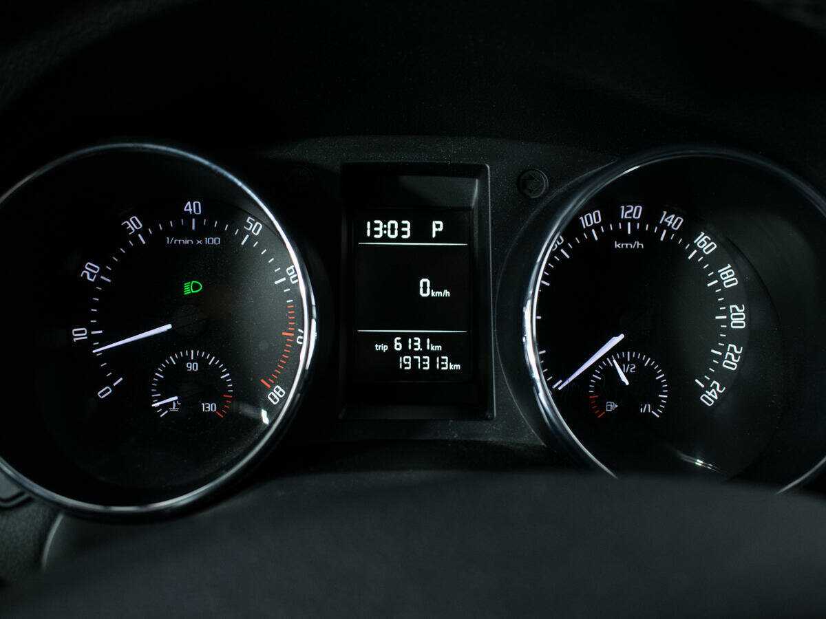 Skoda Yeti с пробегом — 2012 год. Фото: #10