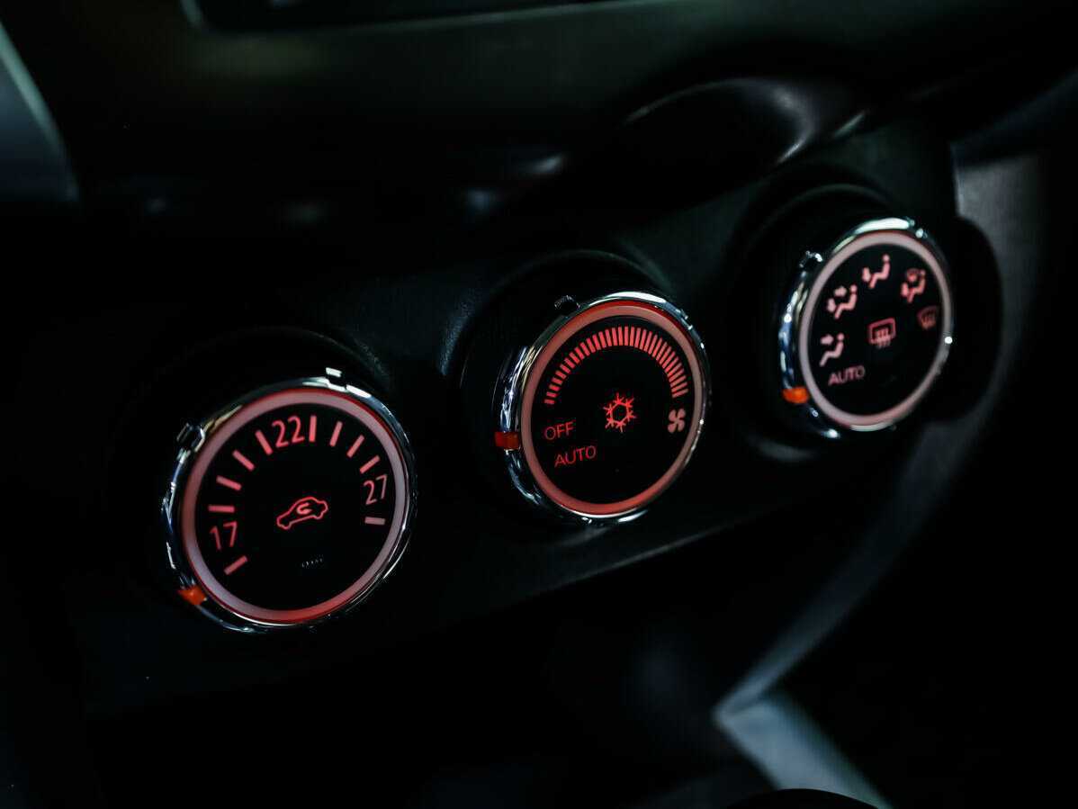 Mitsubishi ASX с пробегом — 2012 год. Фото: #13