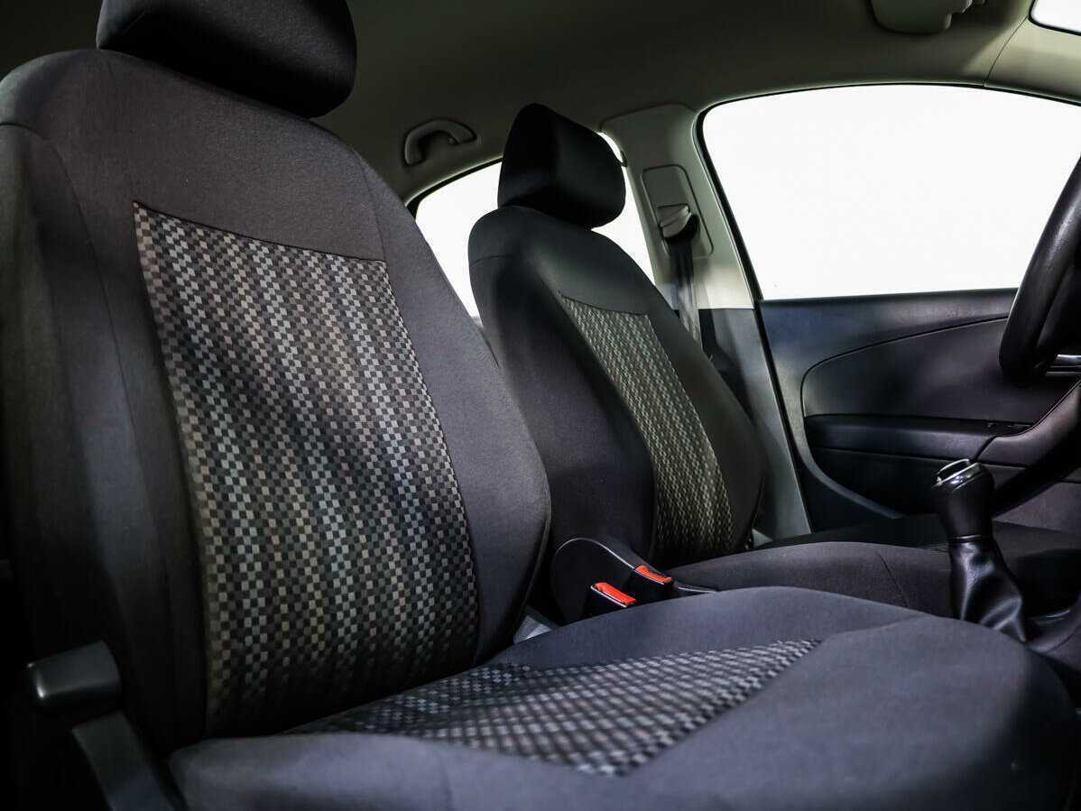 Volkswagen Polo с пробегом — 2016 год. Фото: #9