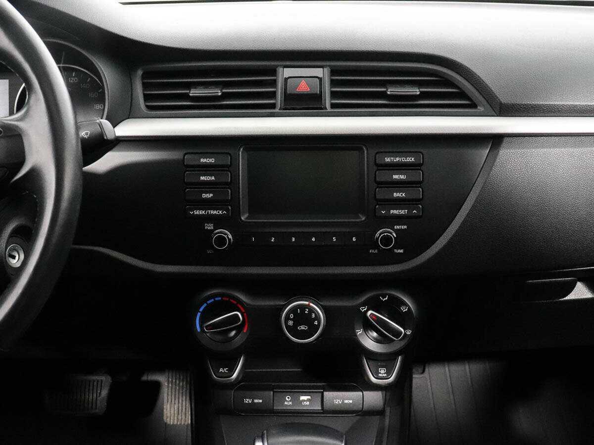 Kia Rio с пробегом — 2018 год. Фото: #13