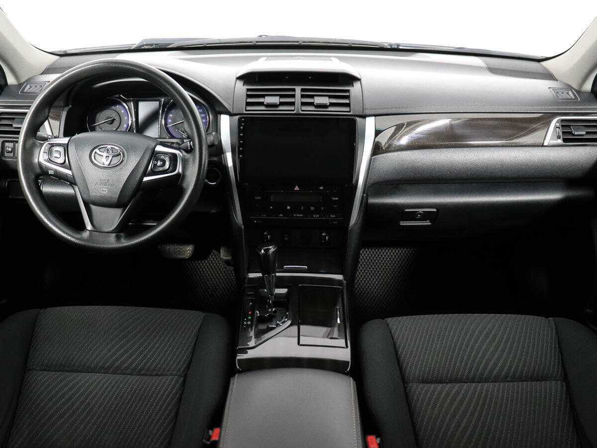 Toyota Camry с пробегом — 2015 год. Фото: #12