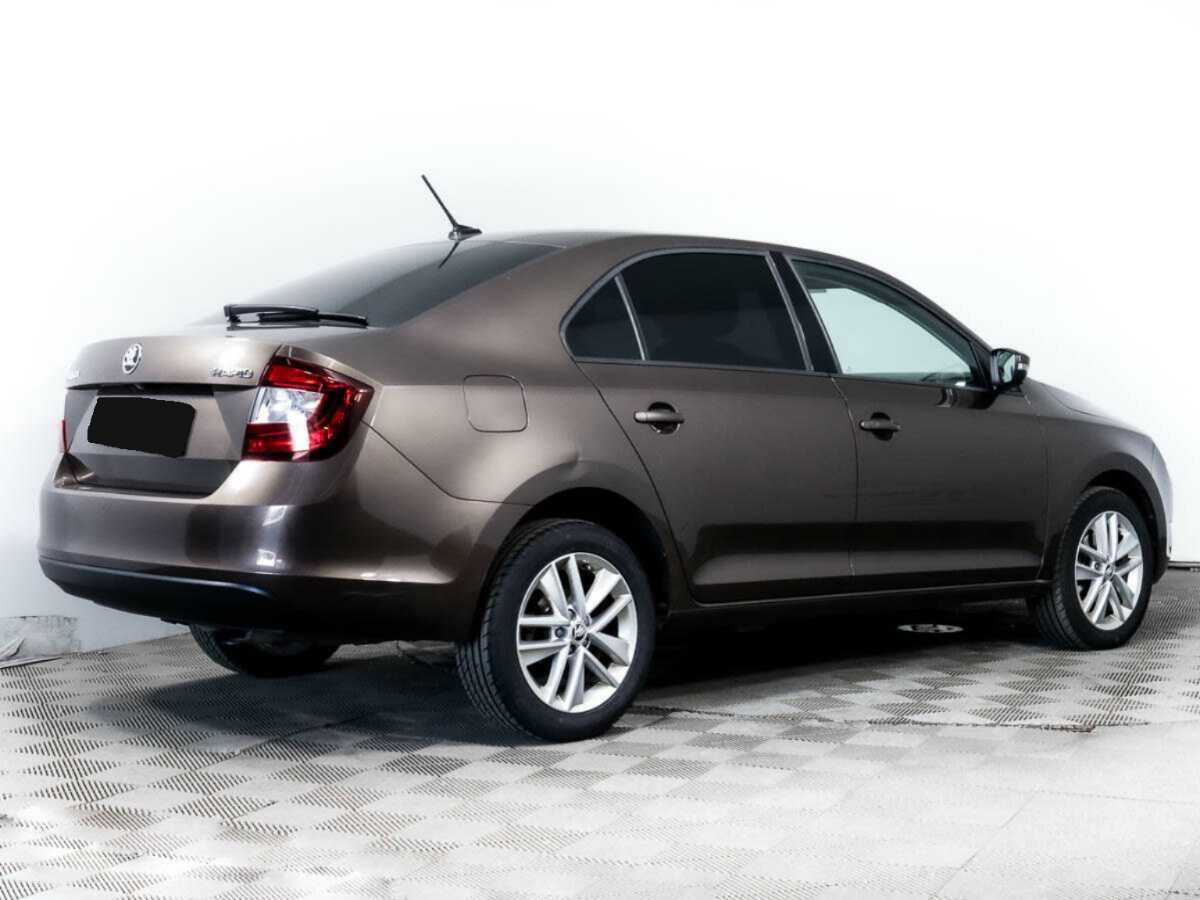 Skoda Rapid с пробегом — 2019 год. Фото: #3