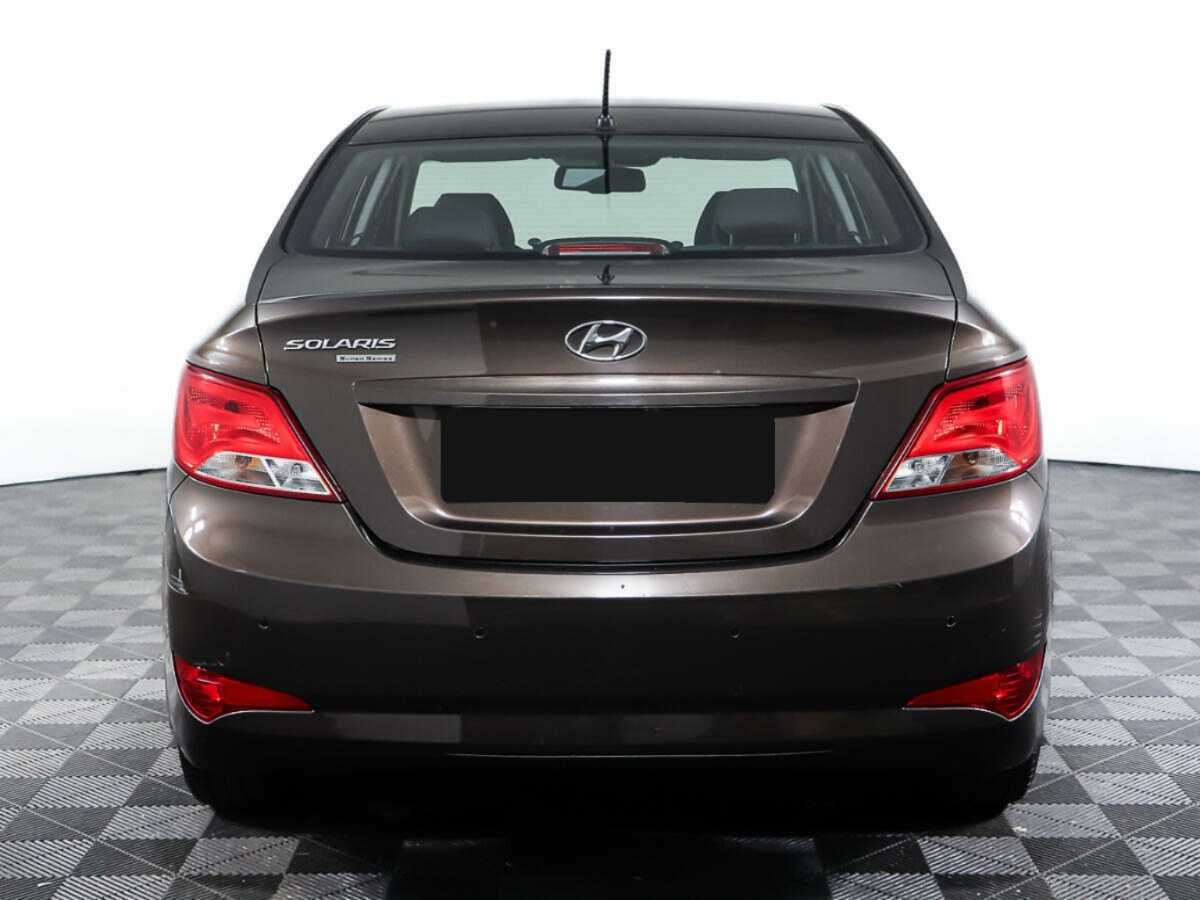 Hyundai Solaris с пробегом — 2016 год. Фото: #5