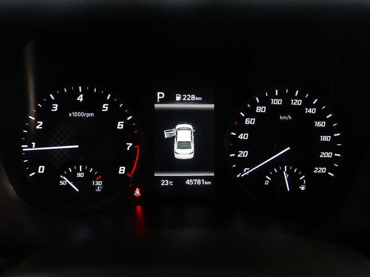 Hyundai Solaris с пробегом — 2022 год. Фото: #15