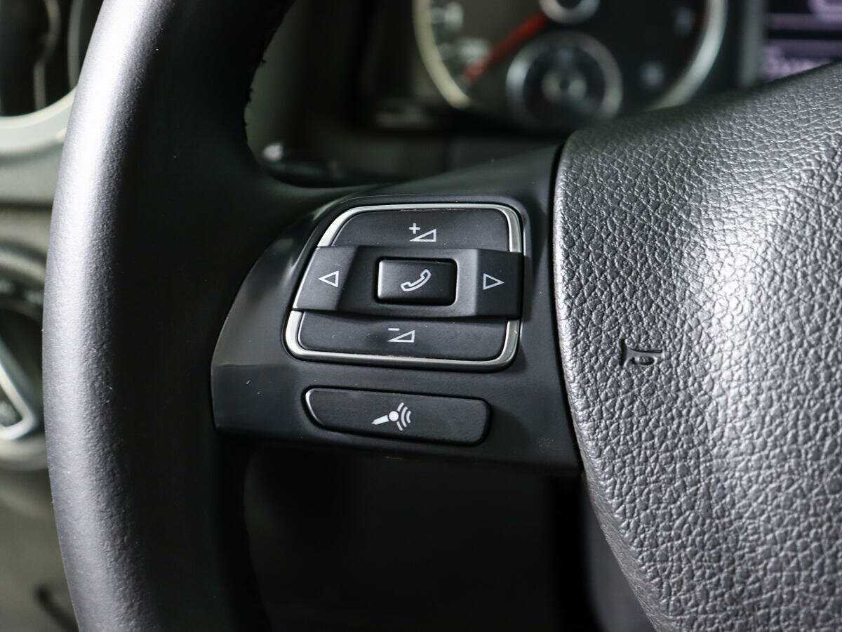 Volkswagen Tiguan с пробегом — 2012 год. Фото: #14