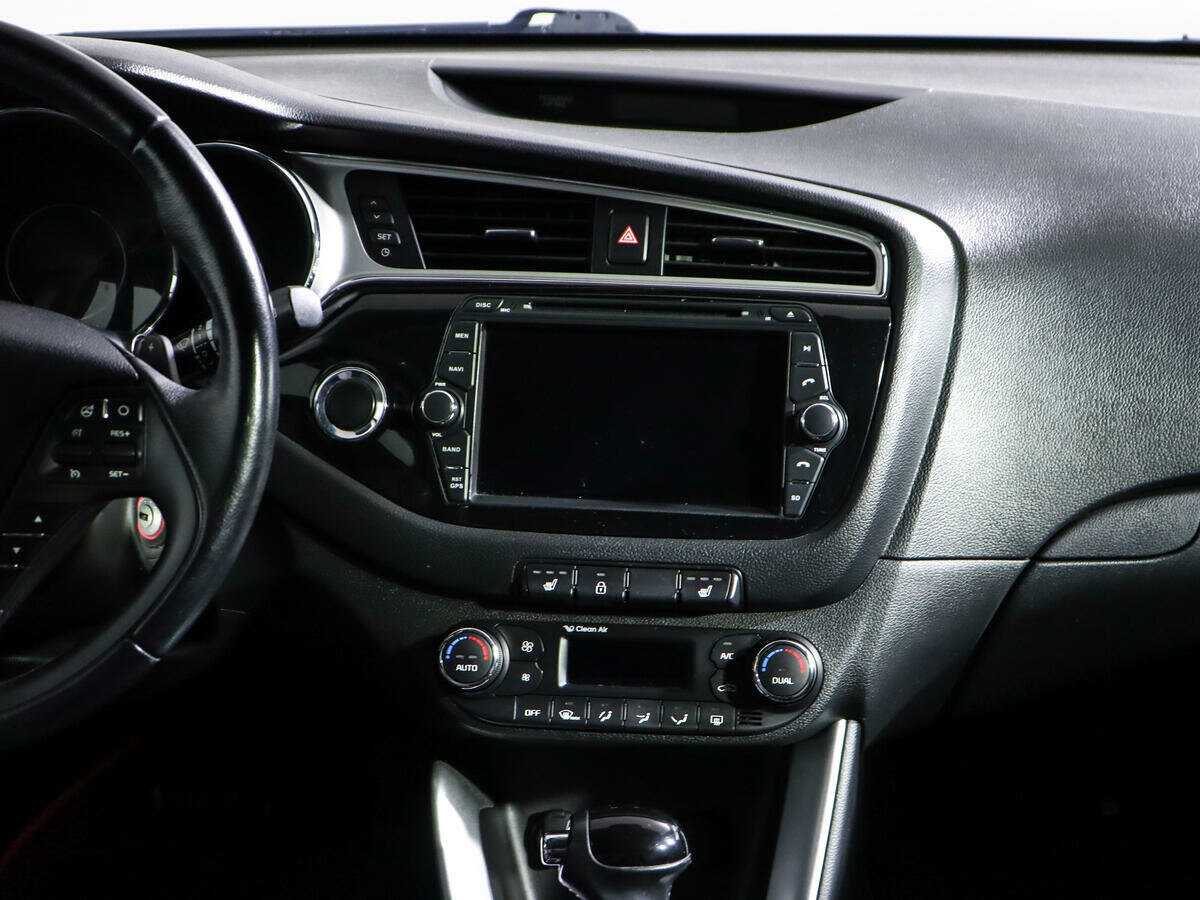 Kia Ceed с пробегом — 2016 год. Фото: #11