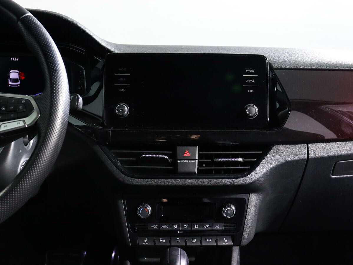 Volkswagen Polo с пробегом — 2021 год. Фото: #12