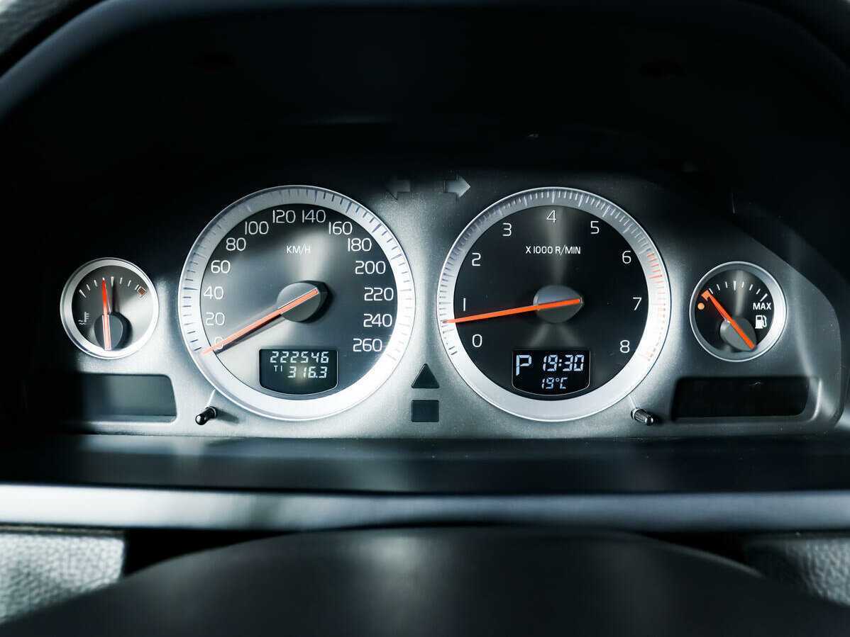 Volvo XC90 с пробегом — 2012 год. Фото: #7