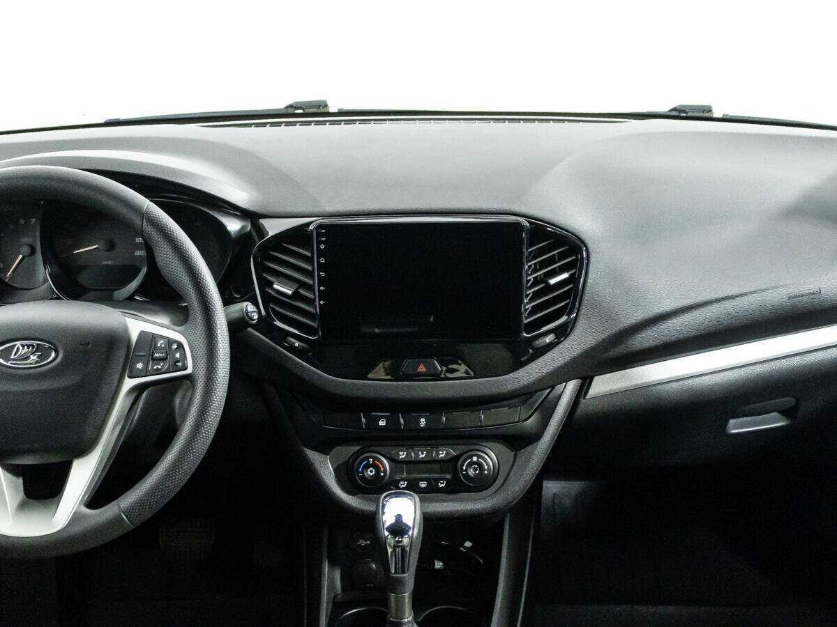 Lada (ВАЗ) Vesta с пробегом — 2020 год. Фото: #13