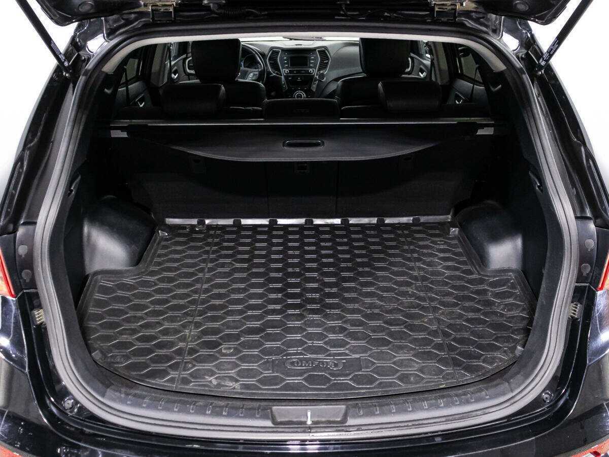 Hyundai Santa Fe с пробегом — 2016 год. Фото: #14