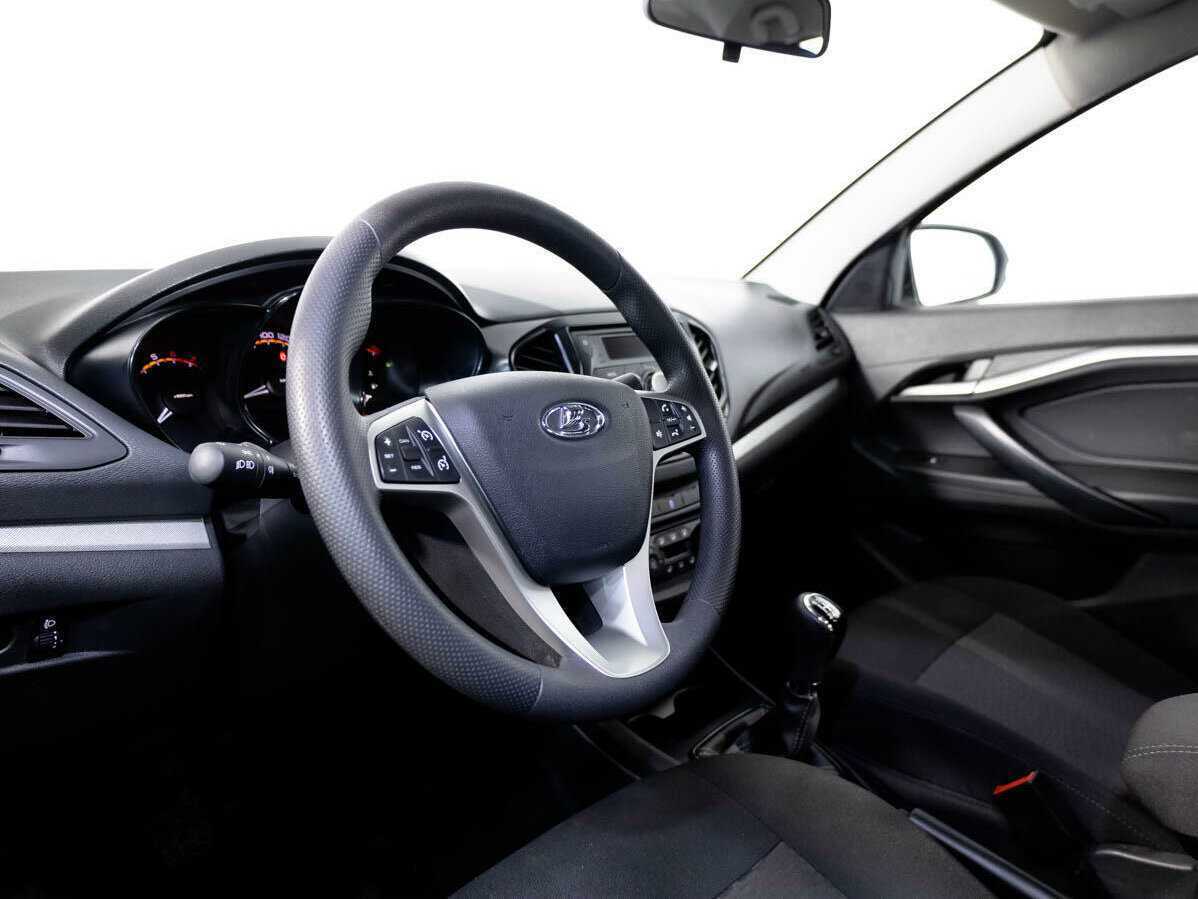 Lada (ВАЗ) Vesta с пробегом — 2022 год. Фото: #8