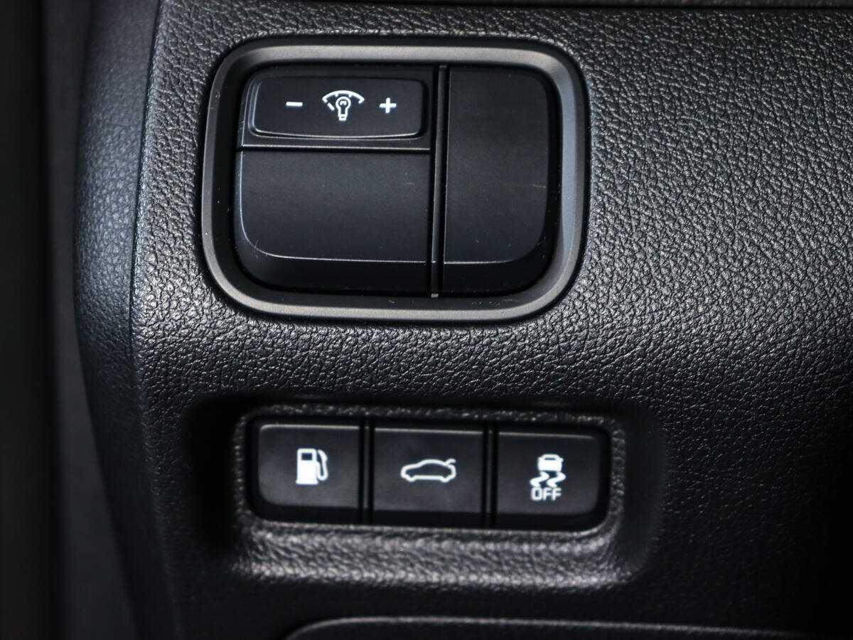 Kia Optima с пробегом — 2018 год. Фото: #18