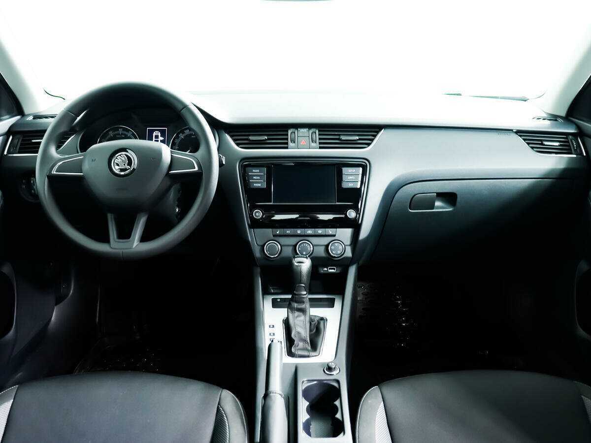 Skoda Octavia с пробегом — 2018 год. Фото: #9