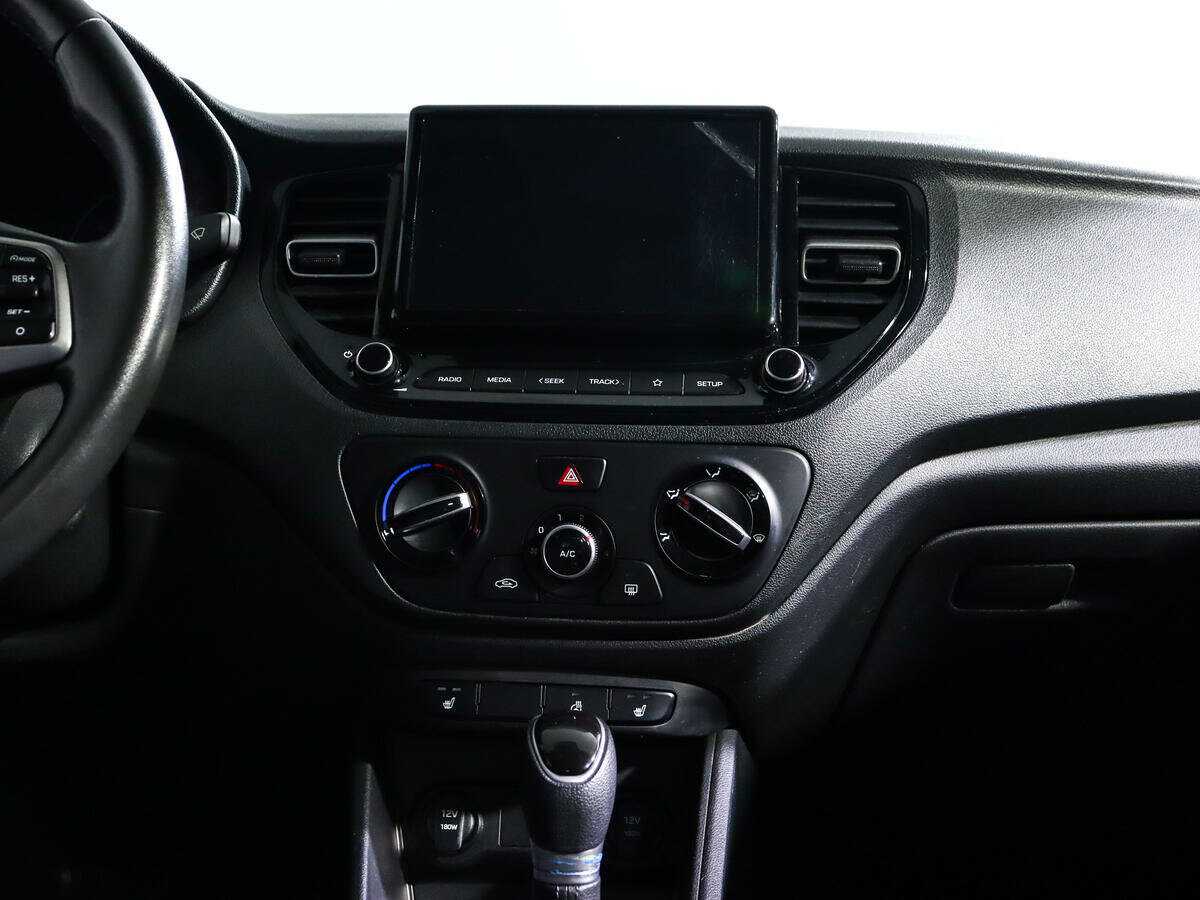 Hyundai Solaris с пробегом — 2021 год. Фото: #12