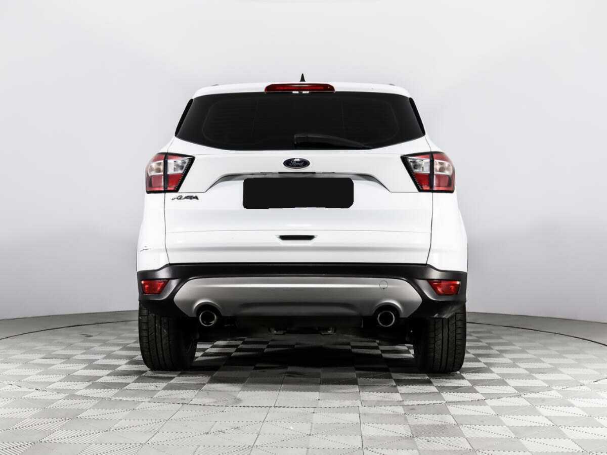 Ford Kuga с пробегом — 2017 год. Фото: #3