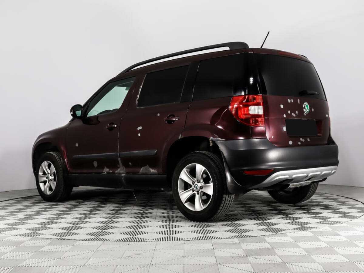 Skoda Yeti с пробегом — 2012 год. Фото: #6