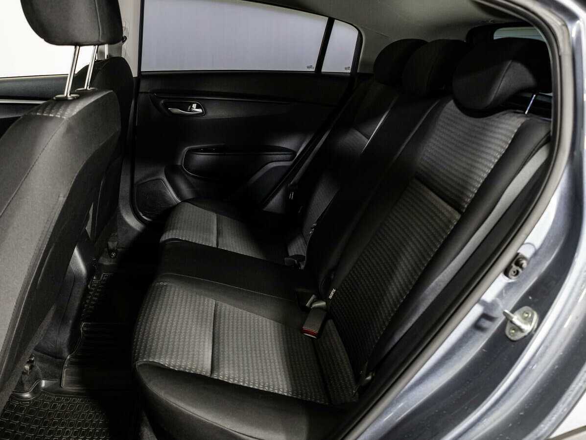 Kia Rio с пробегом — 2020 год. Фото: #7