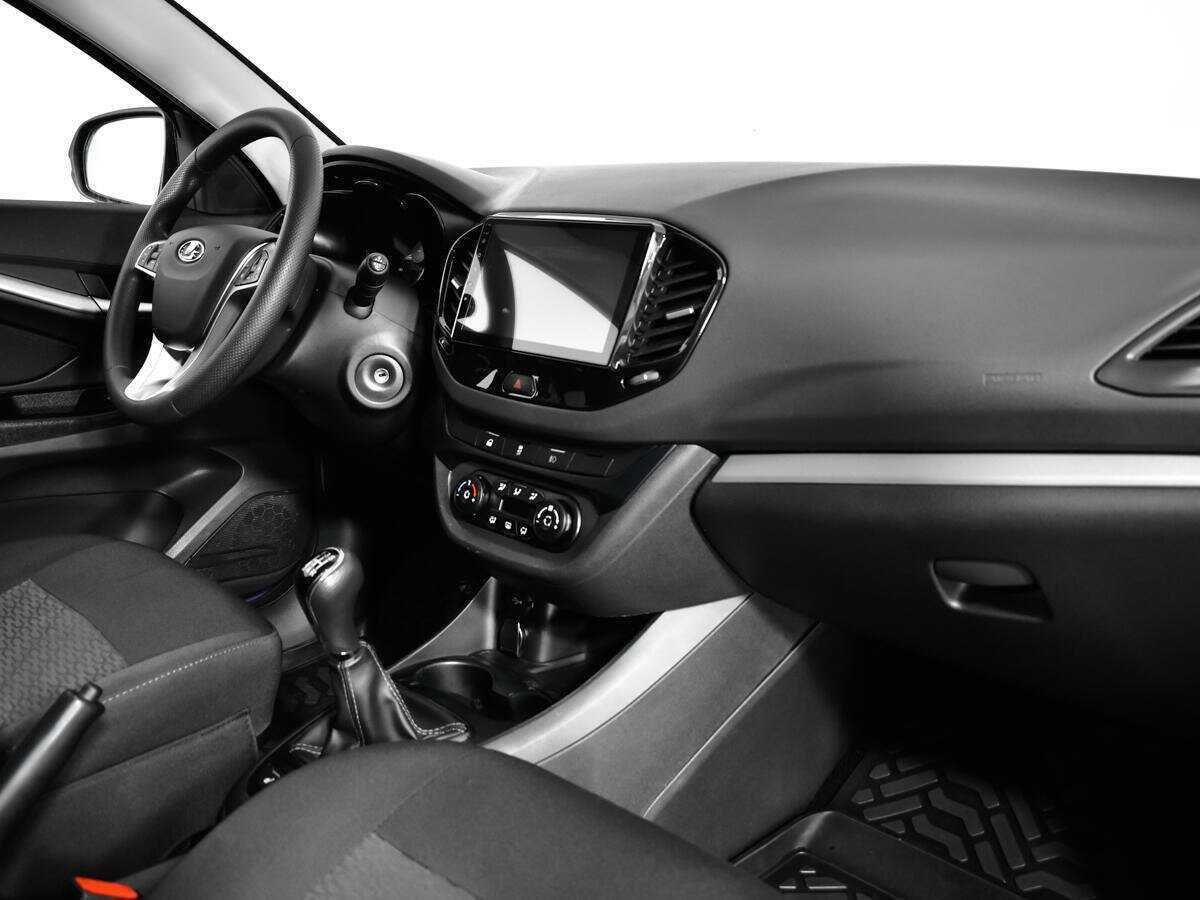 Lada (ВАЗ) Vesta с пробегом — 2020 год. Фото: #8