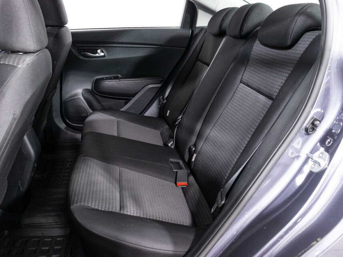 Kia Rio с пробегом — 2021 год. Фото: #9