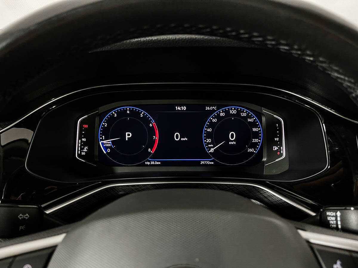 Volkswagen Polo с пробегом — 2020 год. Фото: #8