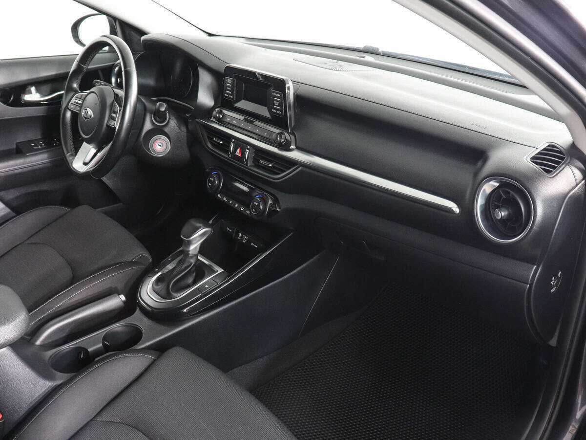 Kia Cerato с пробегом — 2018 год. Фото: #9