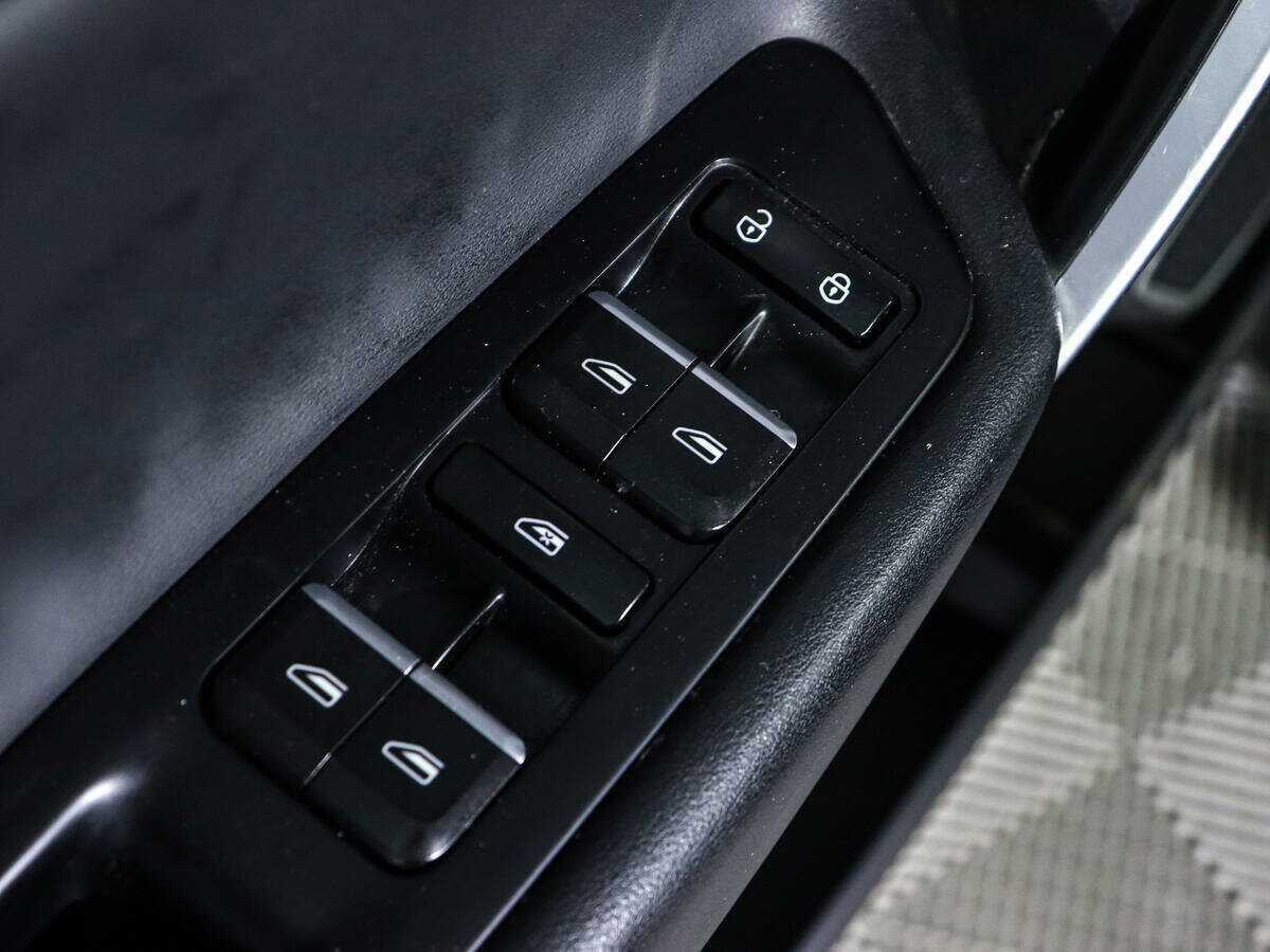 Geely Atlas с пробегом — 2018 год. Фото: #17