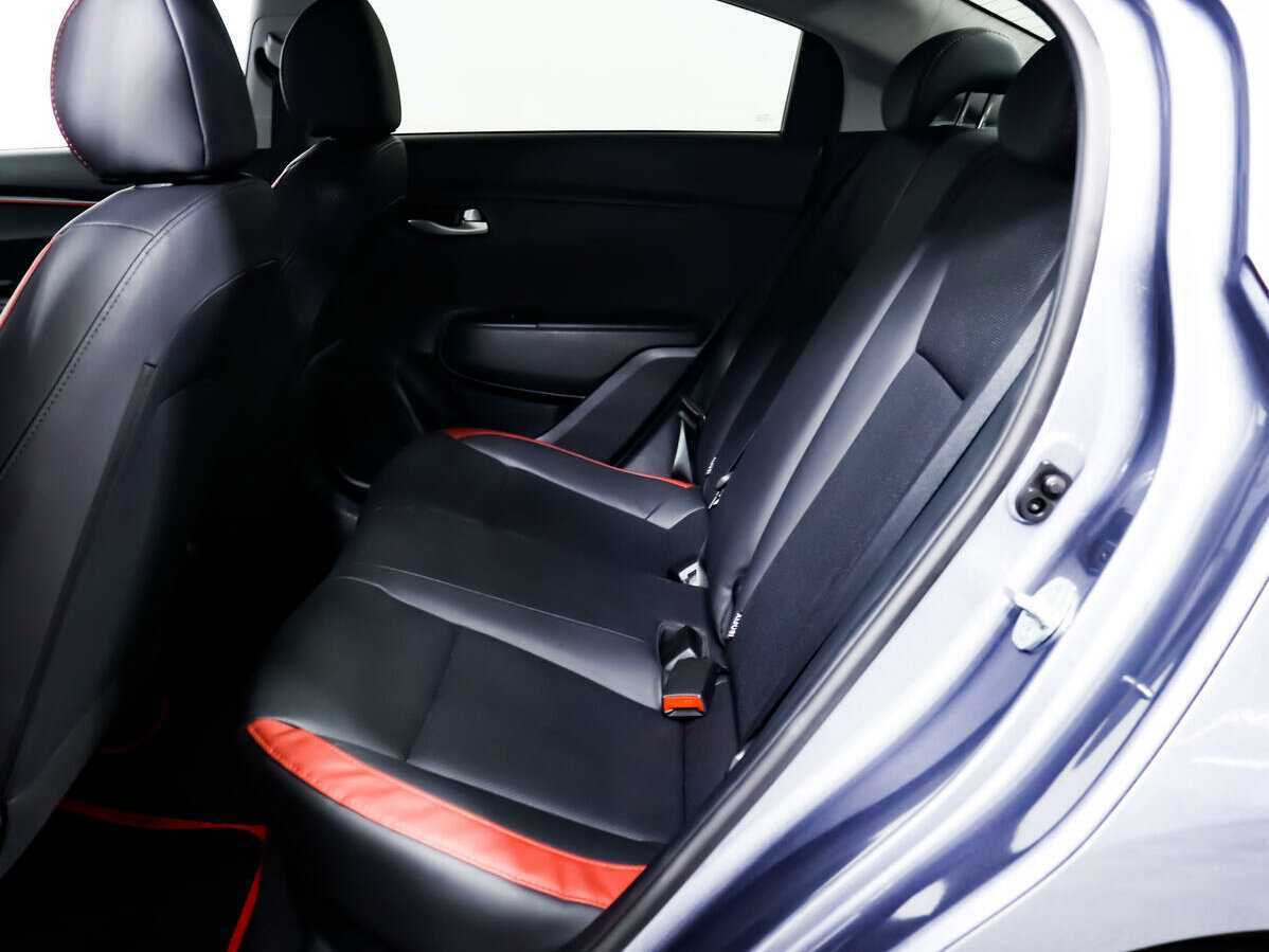 Kia Rio с пробегом — 2020 год. Фото: #12