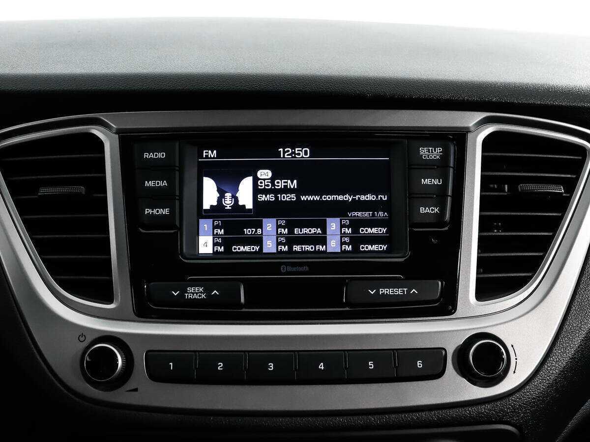 Hyundai Solaris с пробегом — 2021 год. Фото: #12