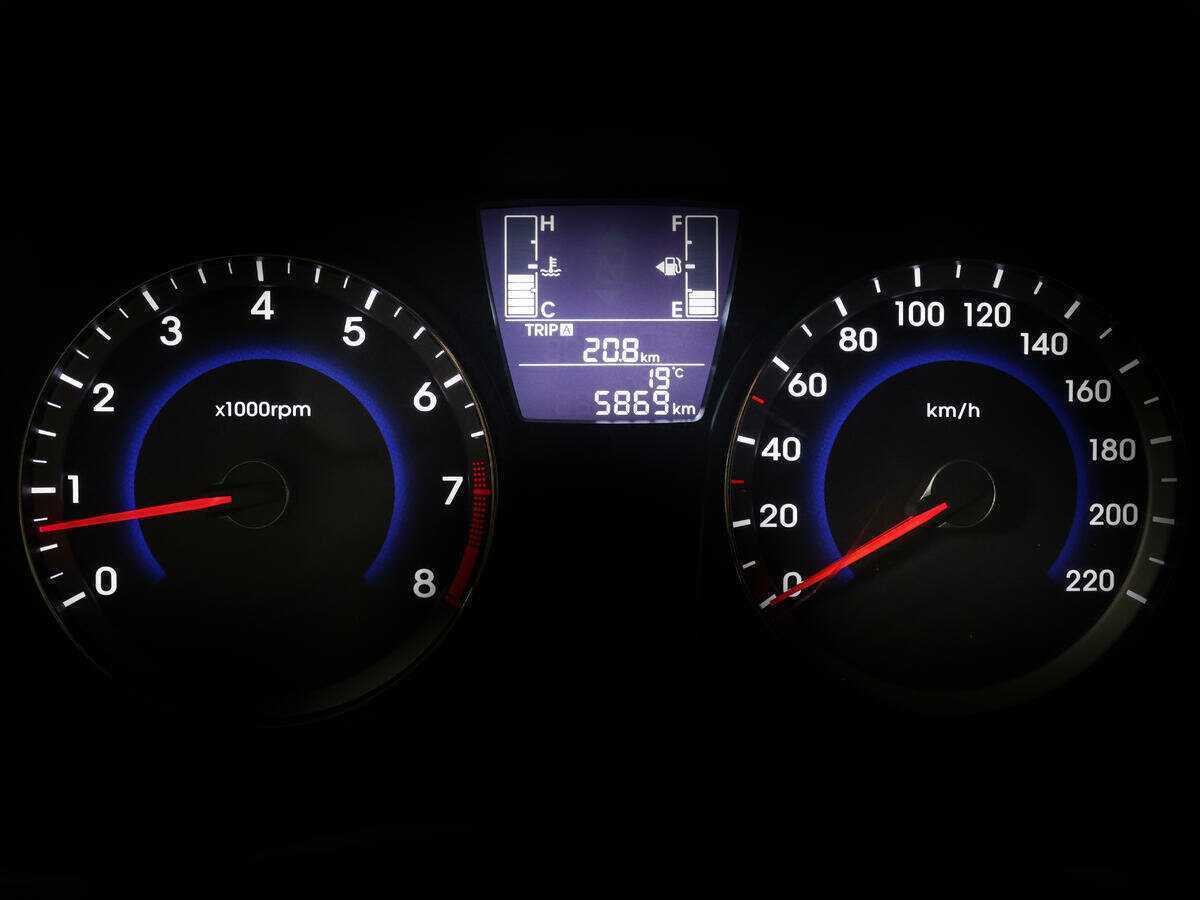 Hyundai Solaris с пробегом — 2016 год. Фото: #8