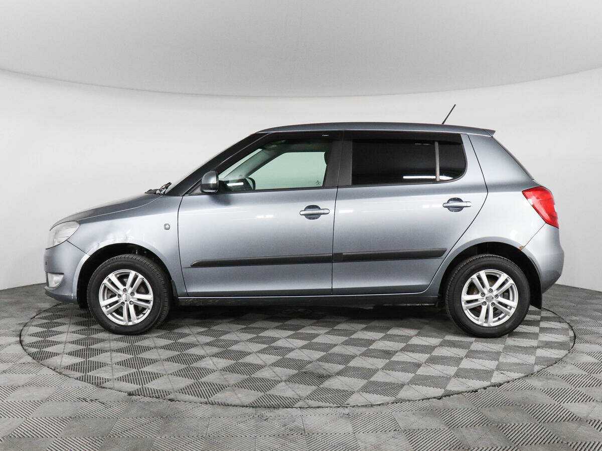 Skoda Fabia с пробегом — 2012 год. Фото: #7