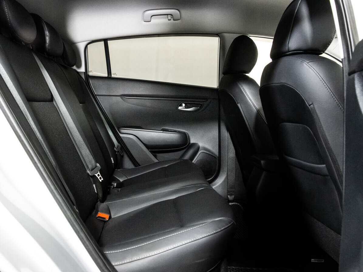 Kia Rio с пробегом — 2018 год. Фото: #19