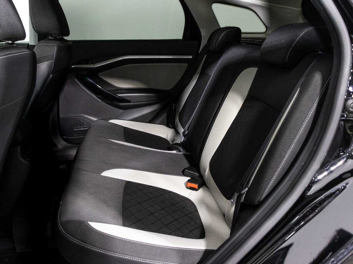 Lada (ВАЗ) Vesta с пробегом — 2022 год. Фото: #9