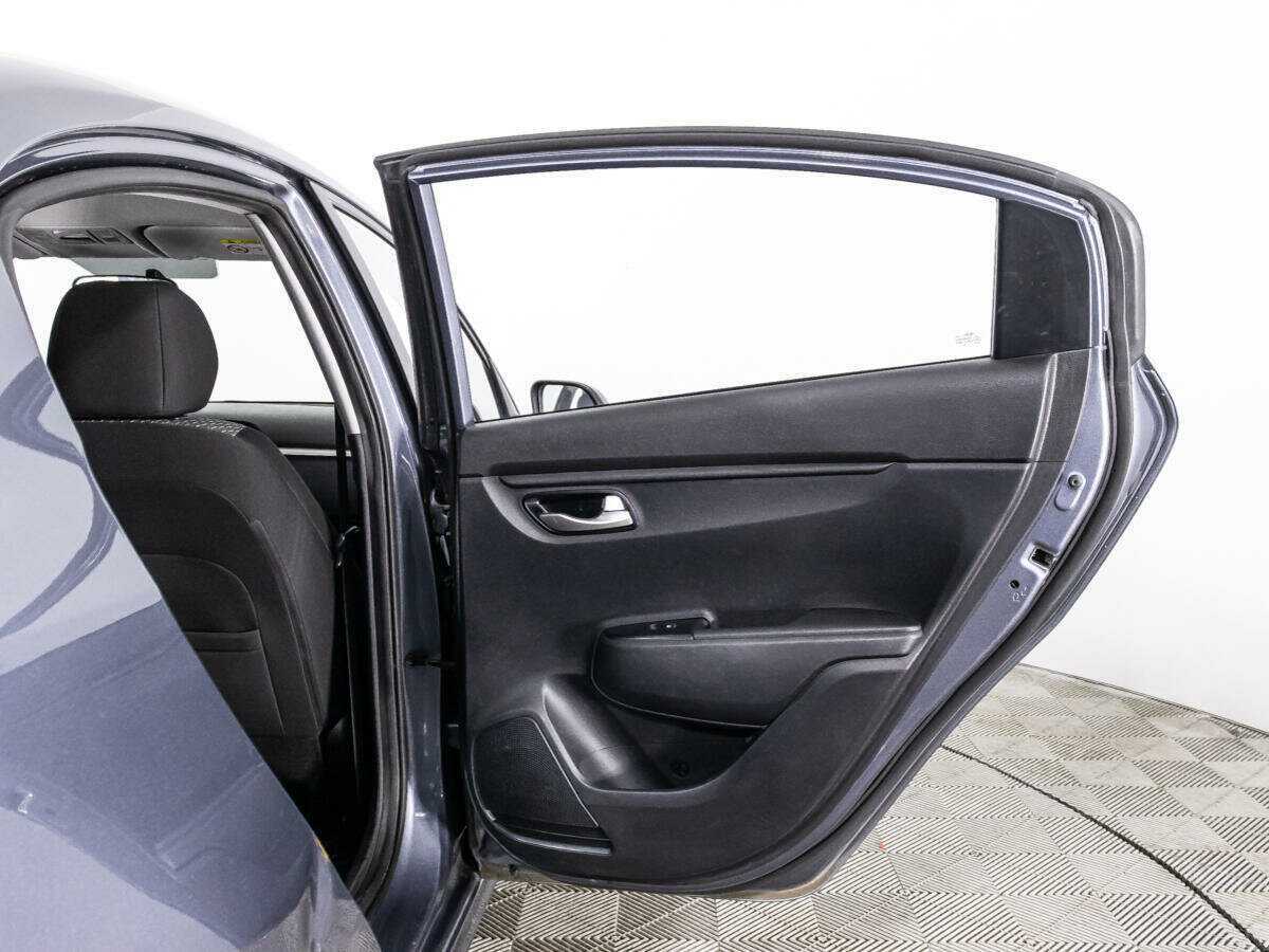 Kia Rio с пробегом — 2019 год. Фото: #24