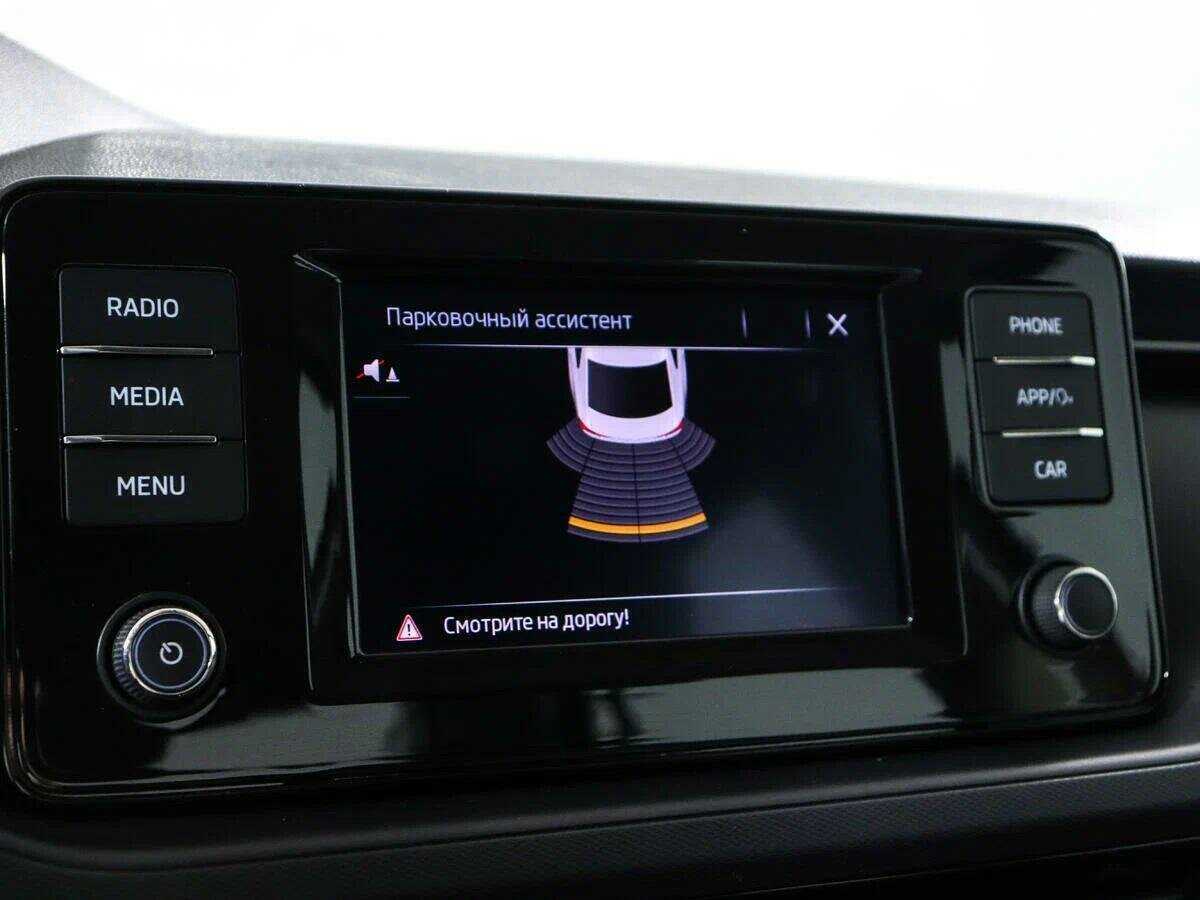 Skoda Rapid с пробегом — 2021 год. Фото: #12