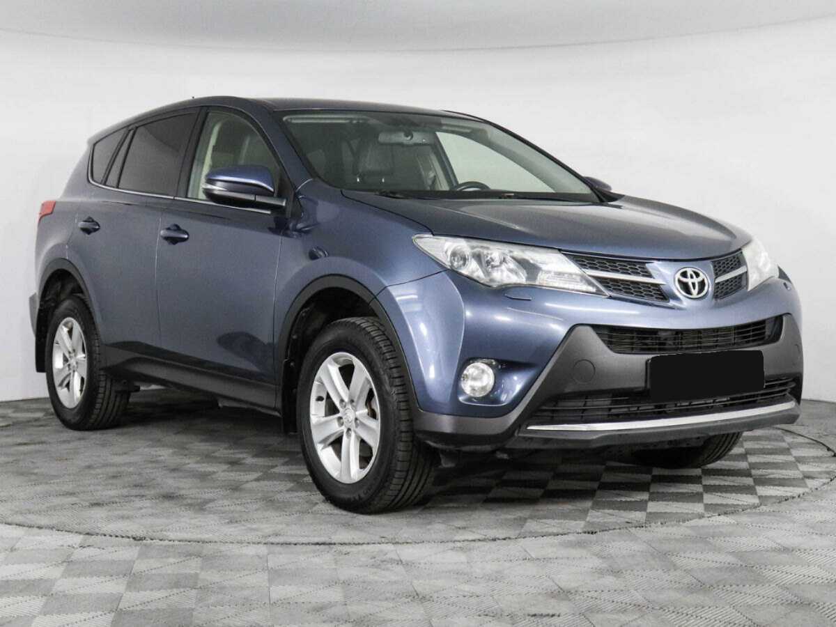 Toyota RAV4 с пробегом — 2013 год. Фото: #2