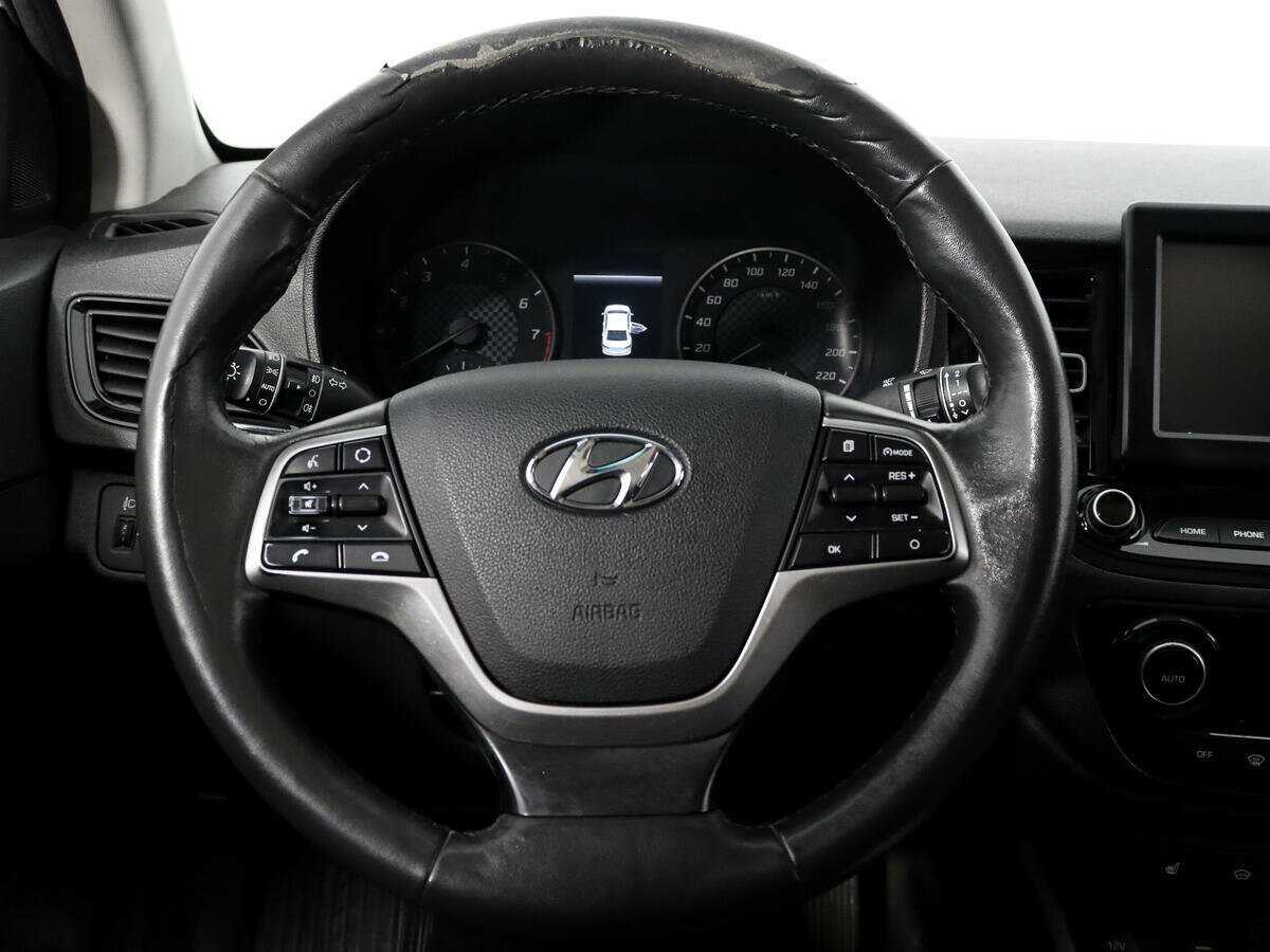 Hyundai Solaris с пробегом — 2020 год. Фото: #14