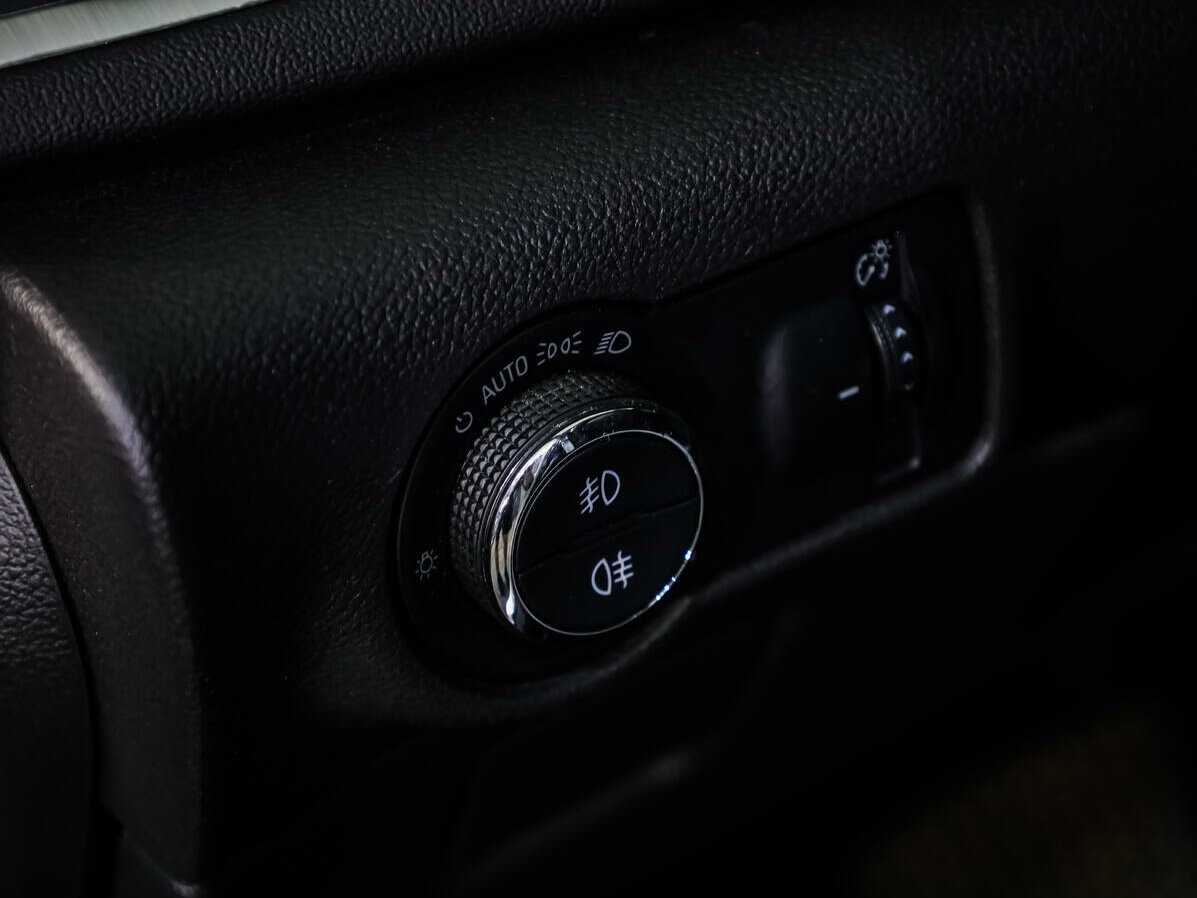 Opel Astra с пробегом — 2012 год. Фото: #16