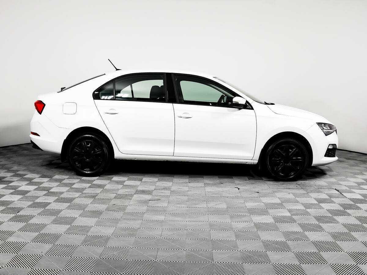 Skoda Rapid с пробегом — 2020 год. Фото: #3