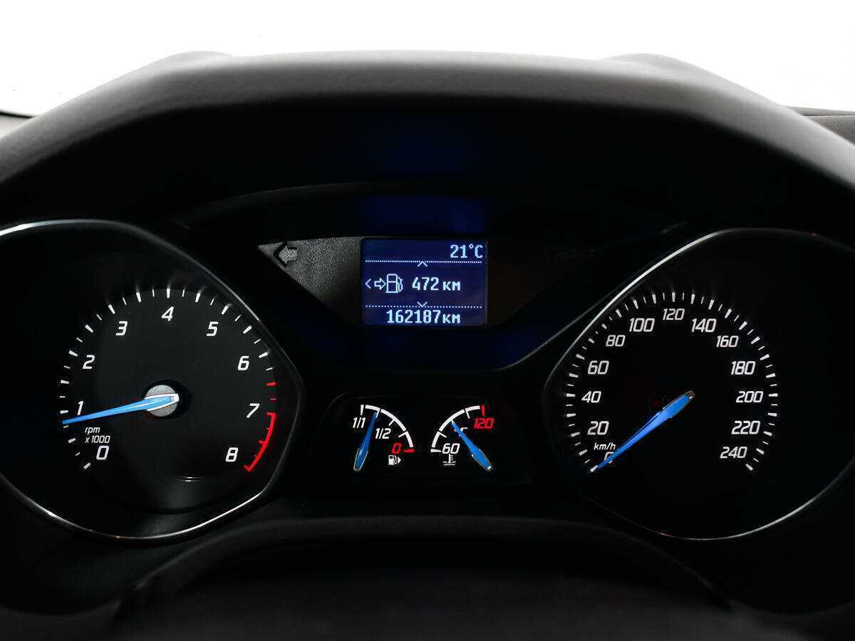 Ford Focus с пробегом — 2013 год. Фото: #8