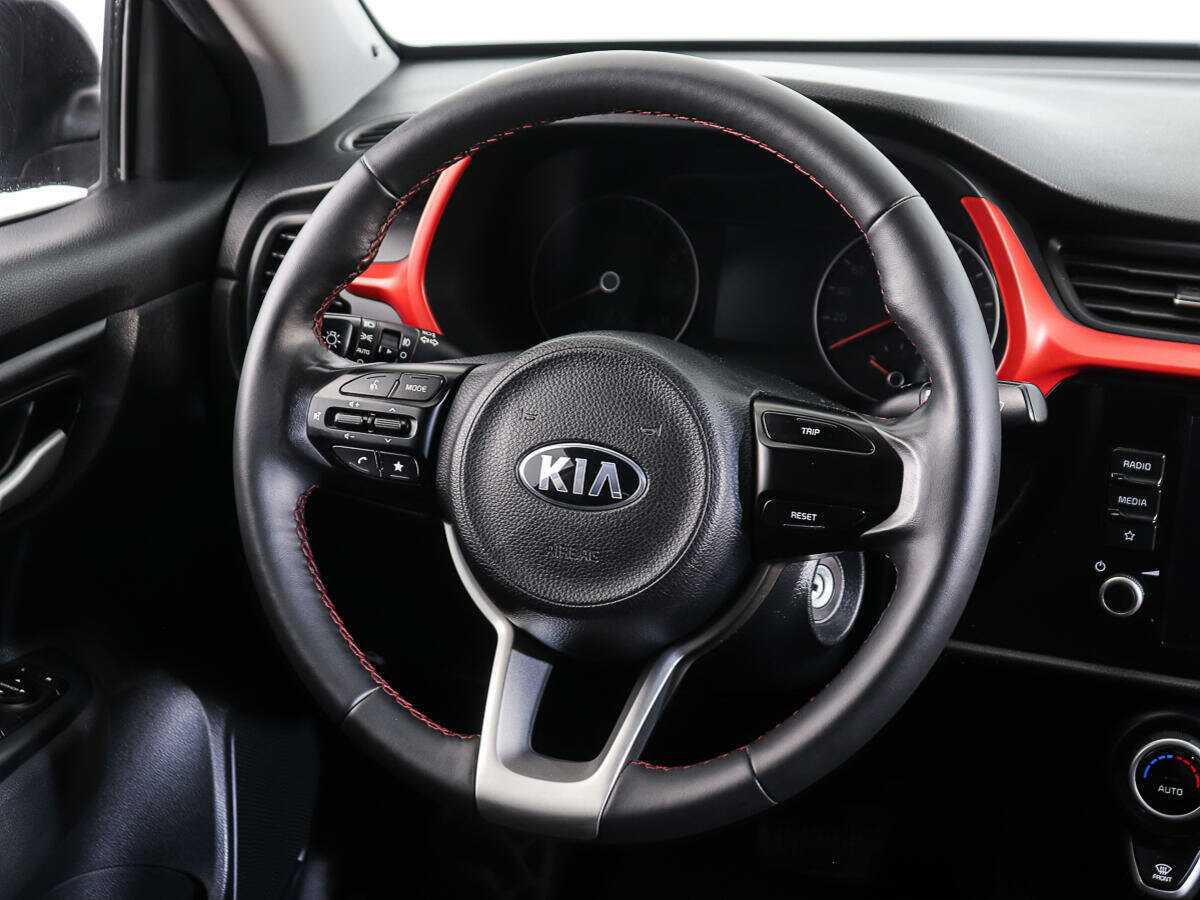 Kia Rio с пробегом — 2021 год. Фото: #13