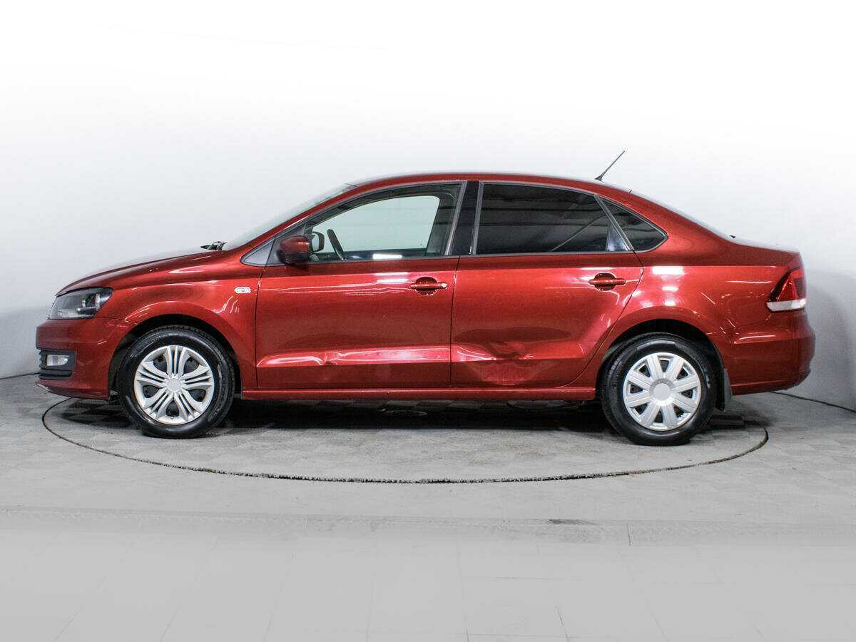 Volkswagen Polo с пробегом — 2016 год. Фото: #7