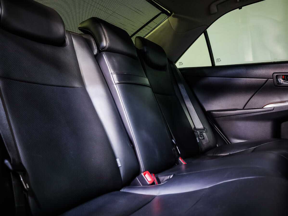 Toyota Camry с пробегом — 2013 год. Фото: #11