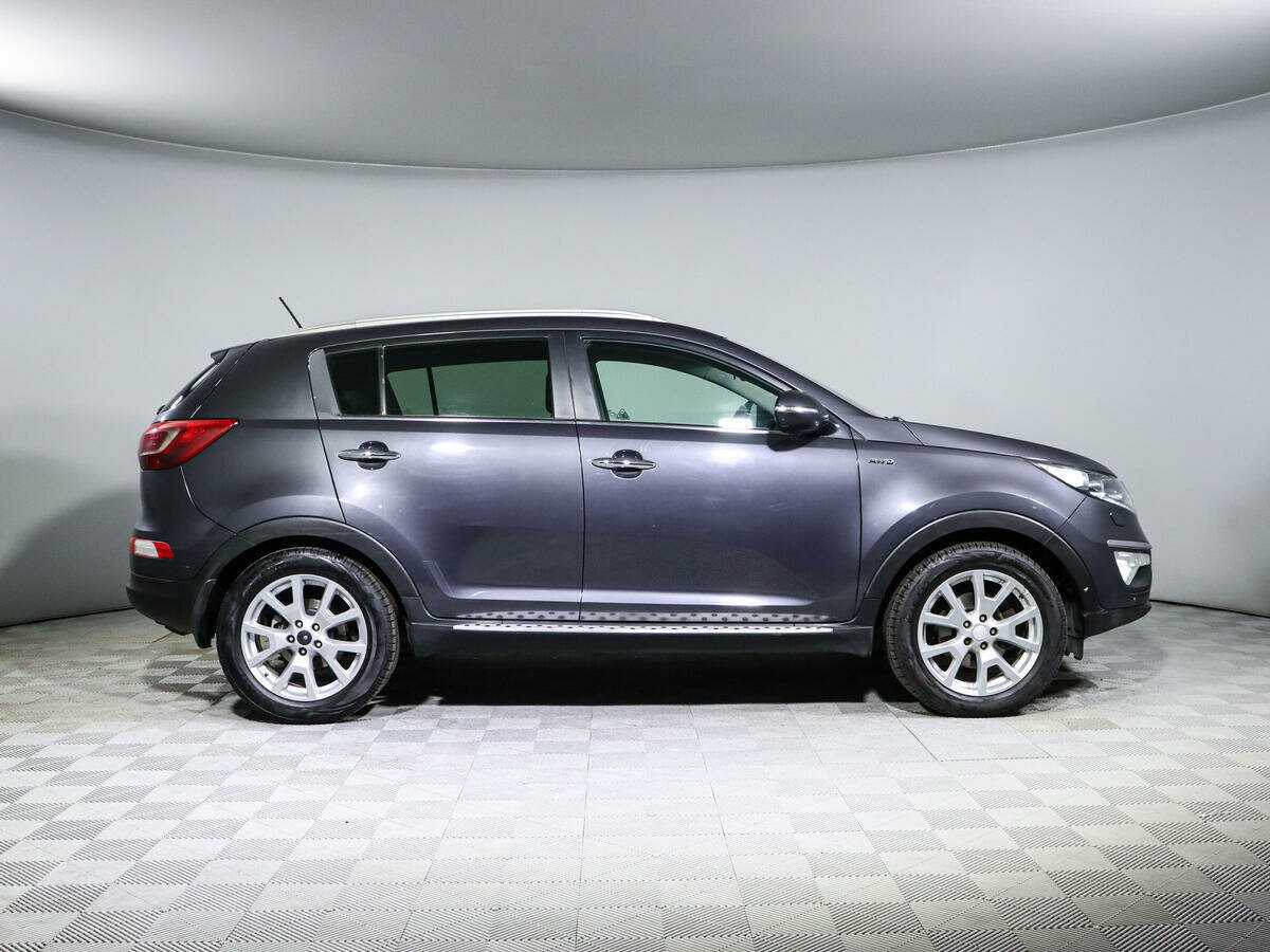 Kia Sportage с пробегом — 2012 год. Фото: #3