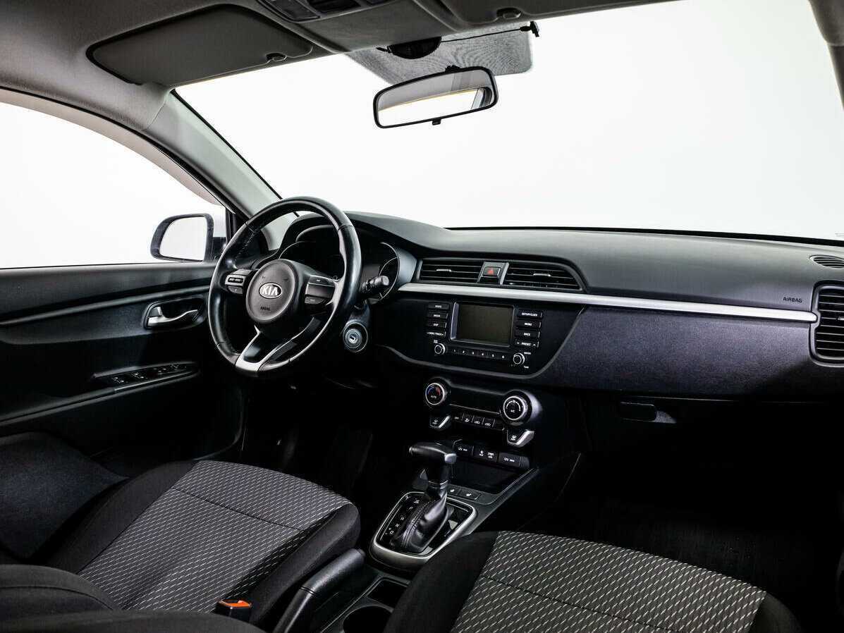 Kia Rio с пробегом — 2017 год. Фото: #8