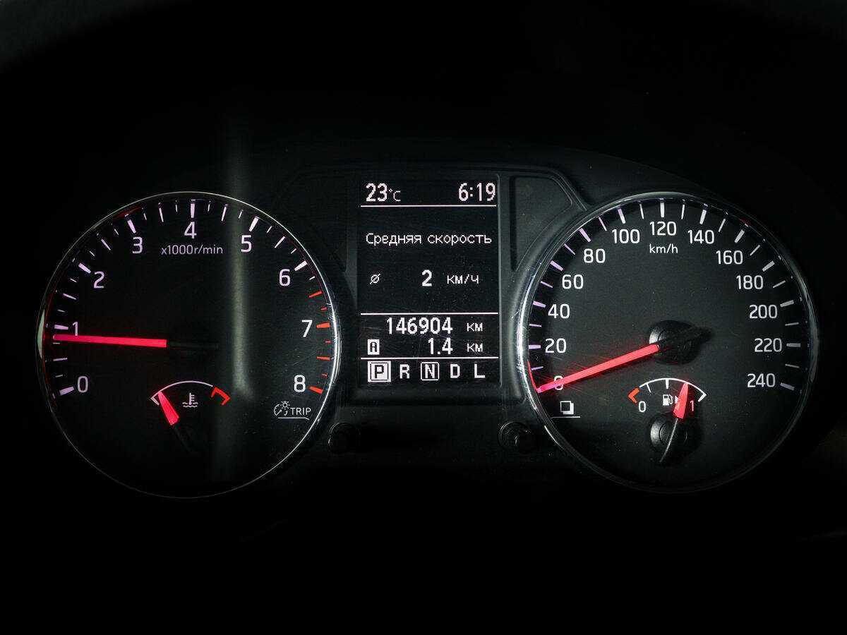 Nissan X-Trail с пробегом — 2013 год. Фото: #10