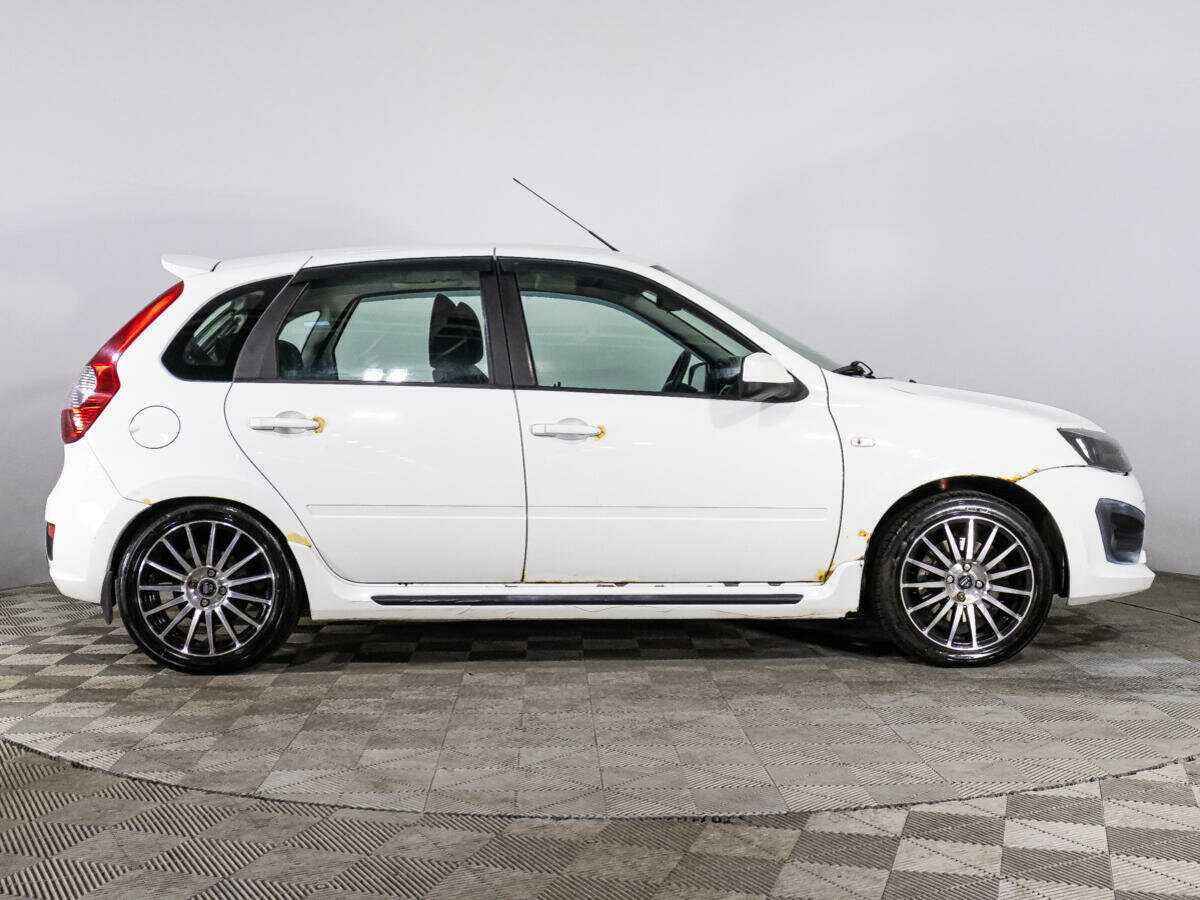 Lada (ВАЗ) Kalina с пробегом — 2015 год. Фото: #3