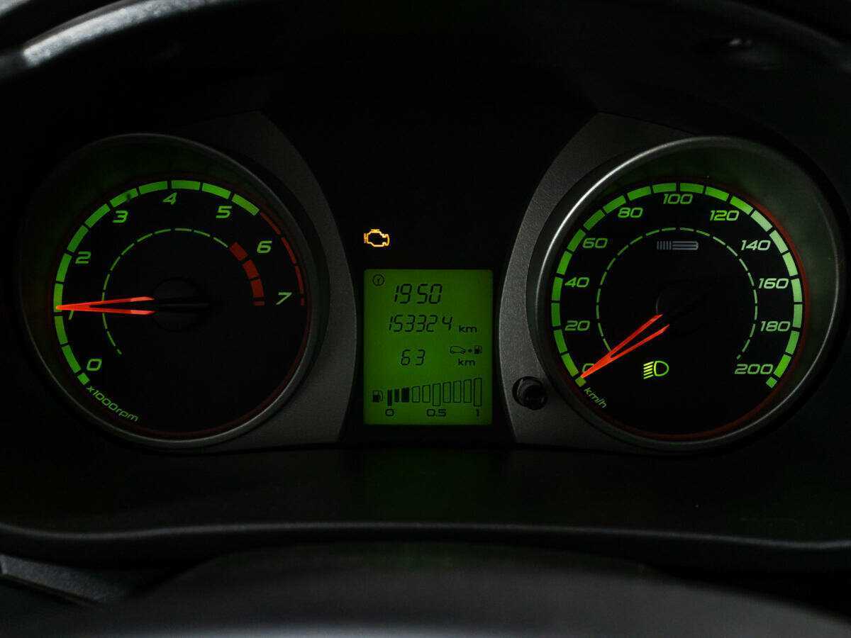 Lada (ВАЗ) Kalina с пробегом — 2015 год. Фото: #11