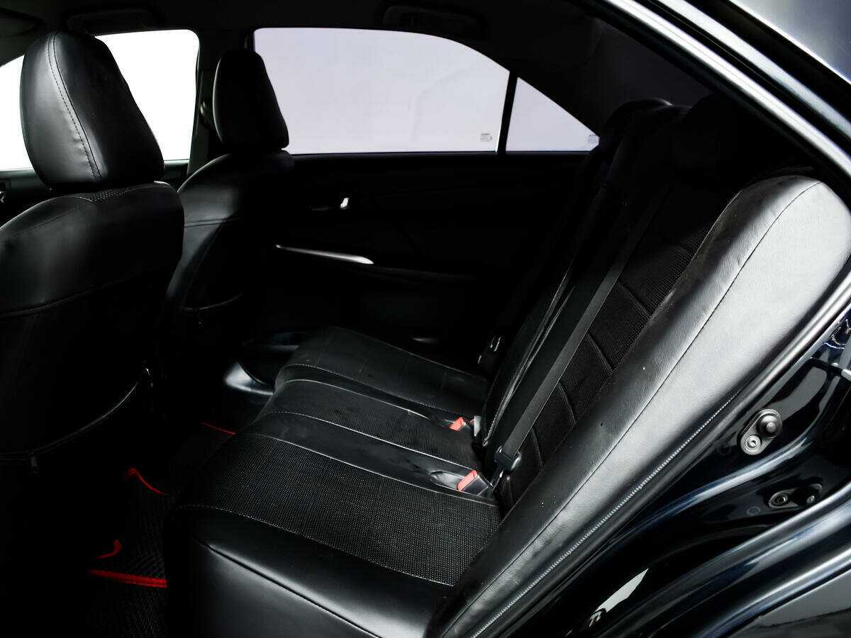 Toyota Camry с пробегом — 2013 год. Фото: #11