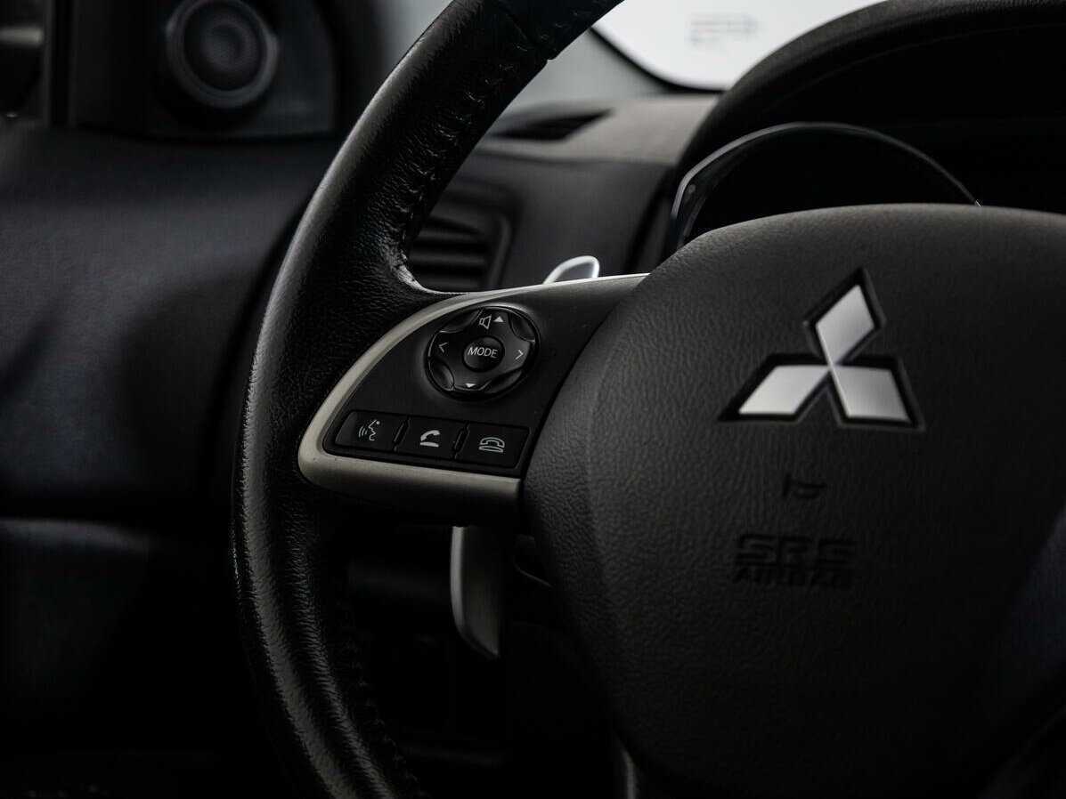 Mitsubishi ASX с пробегом — 2013 год. Фото: #18