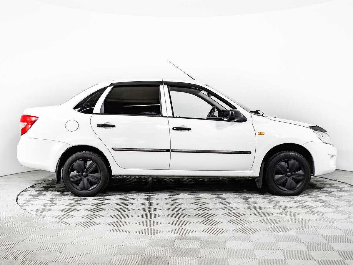 Купить Лада (ВАЗ) Гранта, 2013, 136 900 км.. Фото: #3